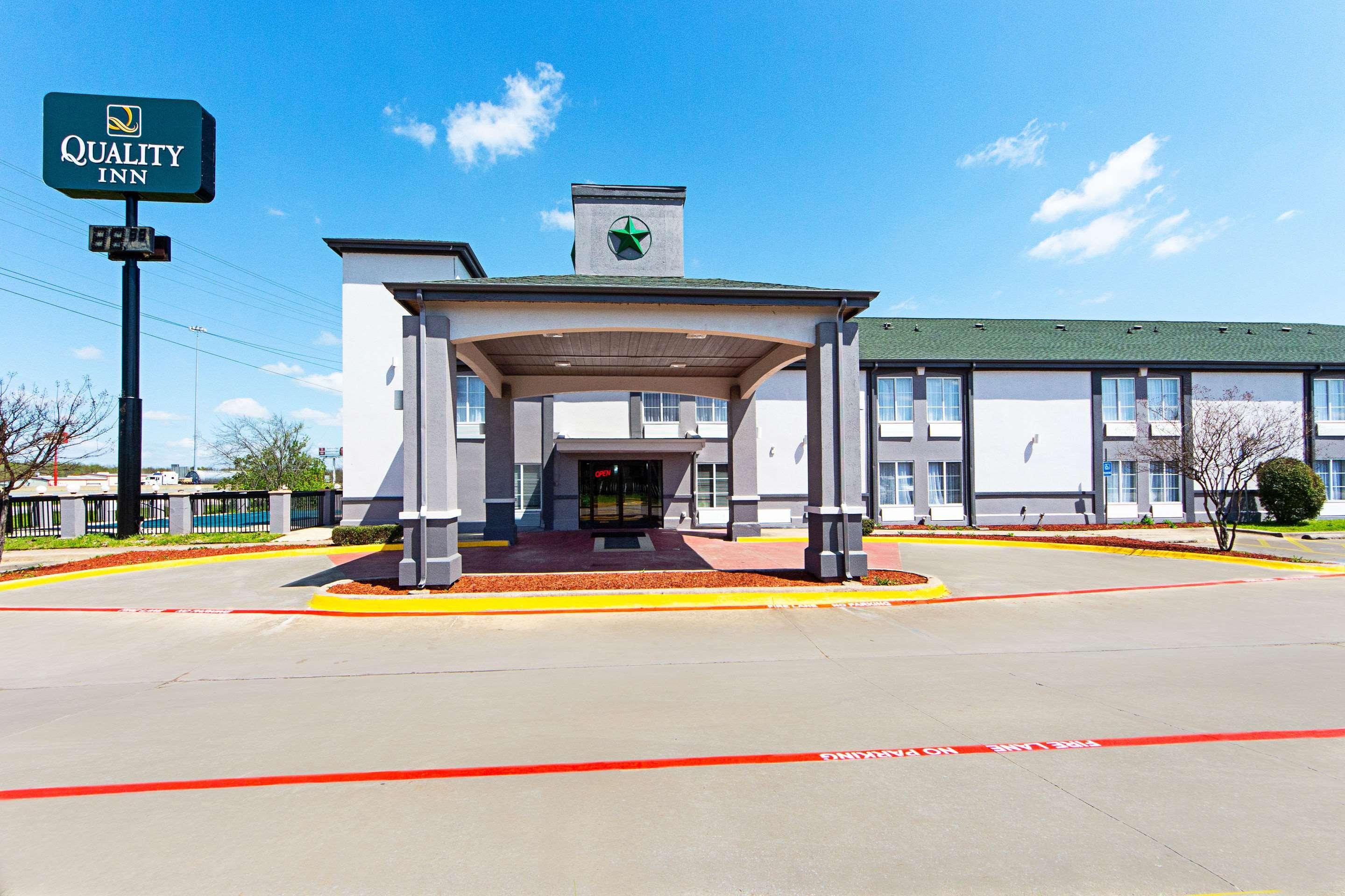 Quality Inn Greenville I-30 Exterior photo
