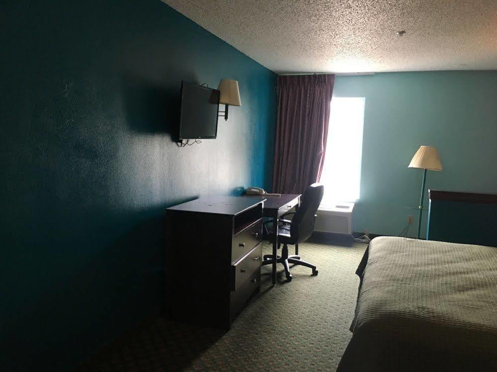 Quality Inn Greenville I-30 Exterior photo